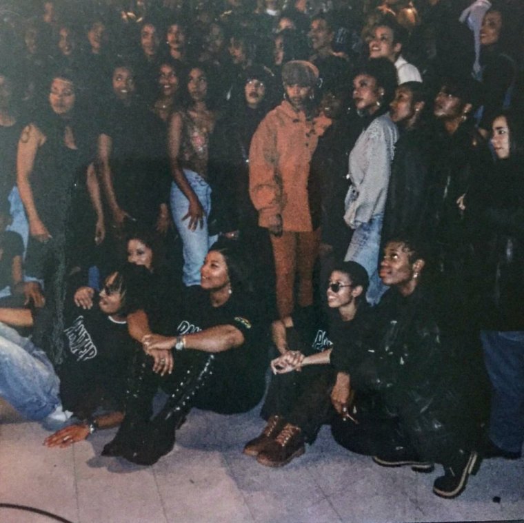 CaBb8GbWAAAi3nG.jpg-large